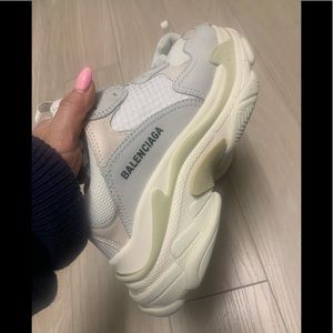 Balenciaga Triple S Size 38